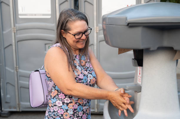 Best Handicap porta potty rental  in Cos Co, CT